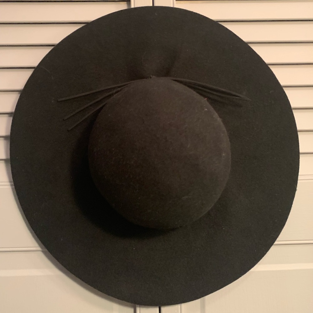 Black Wide Brim Felt Hat